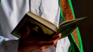 islamic-prayer-concept-close-up-of-a-muslim-man-si-2024-01-22-15-48-54-utc