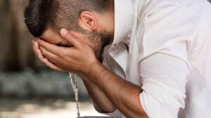 طهارة الحدث.. سرّ التهيؤ للعبادة