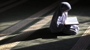 العفة.. درع يحمي قدسية كيان المرأة المسلمة