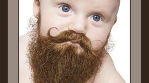 طفل بلحية في المنام... دلالة مبكرة على النضج وحكمة القدر