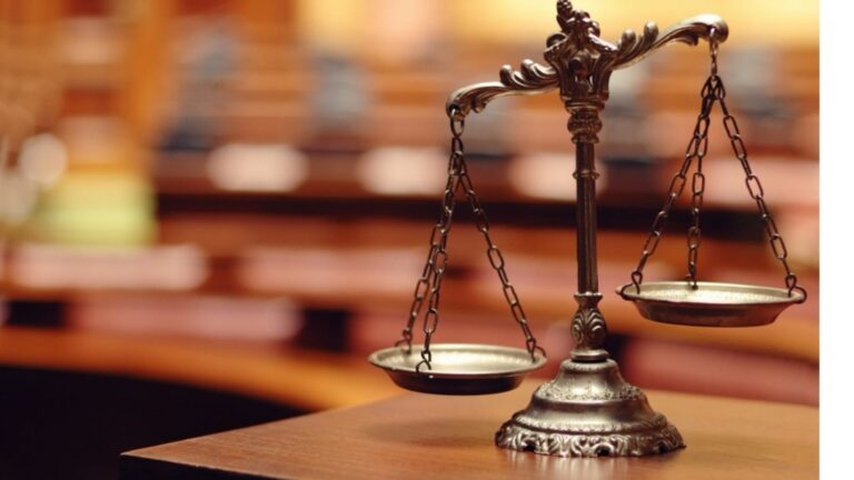 "العدل".. ميزان الله الذي تستقيم به الحياة