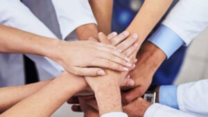 العلاقات الاجتماعية في الشريعة.. أساس التوازن بين الحقوق والواجبات