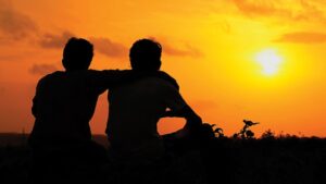 انصح شقيقك بالاعتماد على نفسه وامنحه دعما معنويا