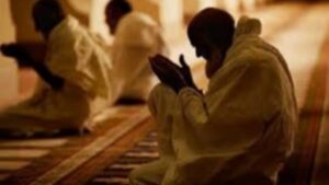 أدب الزهد.. سموّ الروح الذي يترفّع القلب إلى عنان السماء