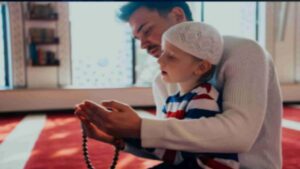 الأساليب التربوية تبني شخصية الأبناء