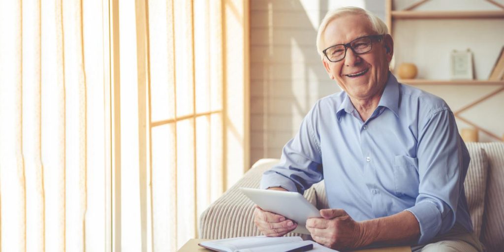 سن السعادة.. عندما تنضج النفس وتطمئن الروح