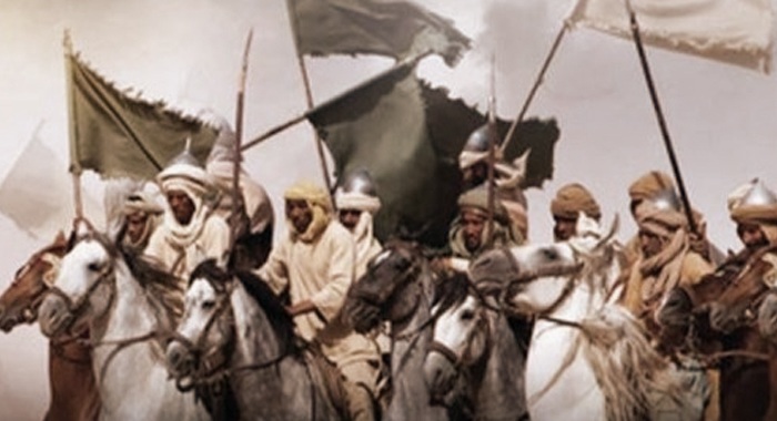 من عباءة النبي إلى قلب المعركة.. حكاية حذيفة ليلة الأحزاب