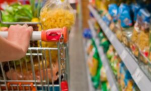 تغيير أنماط الاستهلاك في المجتمعات تغريب للهوية