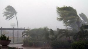 «الدعاء عند هبوب الرياح »..