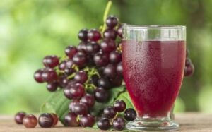 «بيع العصير لمن سيتخذه خمرا»..