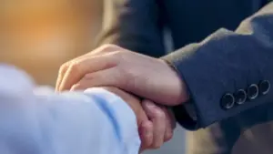 تحولات المجتمع واختبار الأخلاق..
