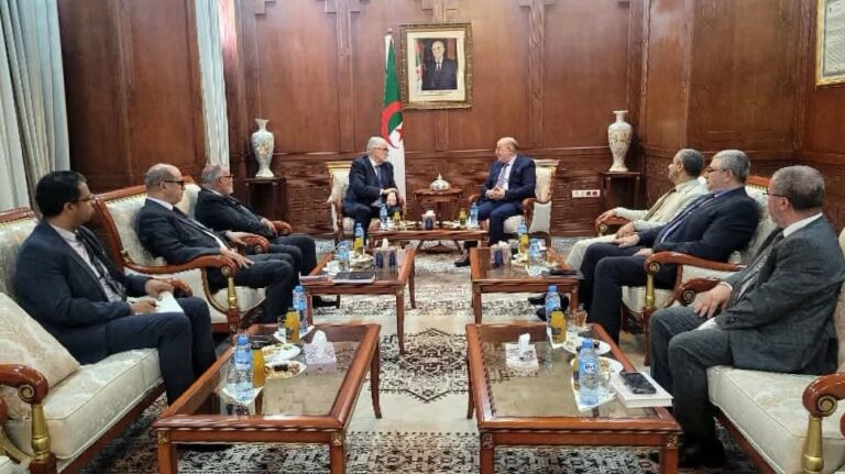 مسجد باريس الكبير يوسع أنشطته بين تأهيل الأئمة والحوار والتكافل والثقافة