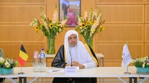 أمين عام رابطة العالم الإسلامي يشارك في حوار دولي حول أهمية الحوار في بروكسل
